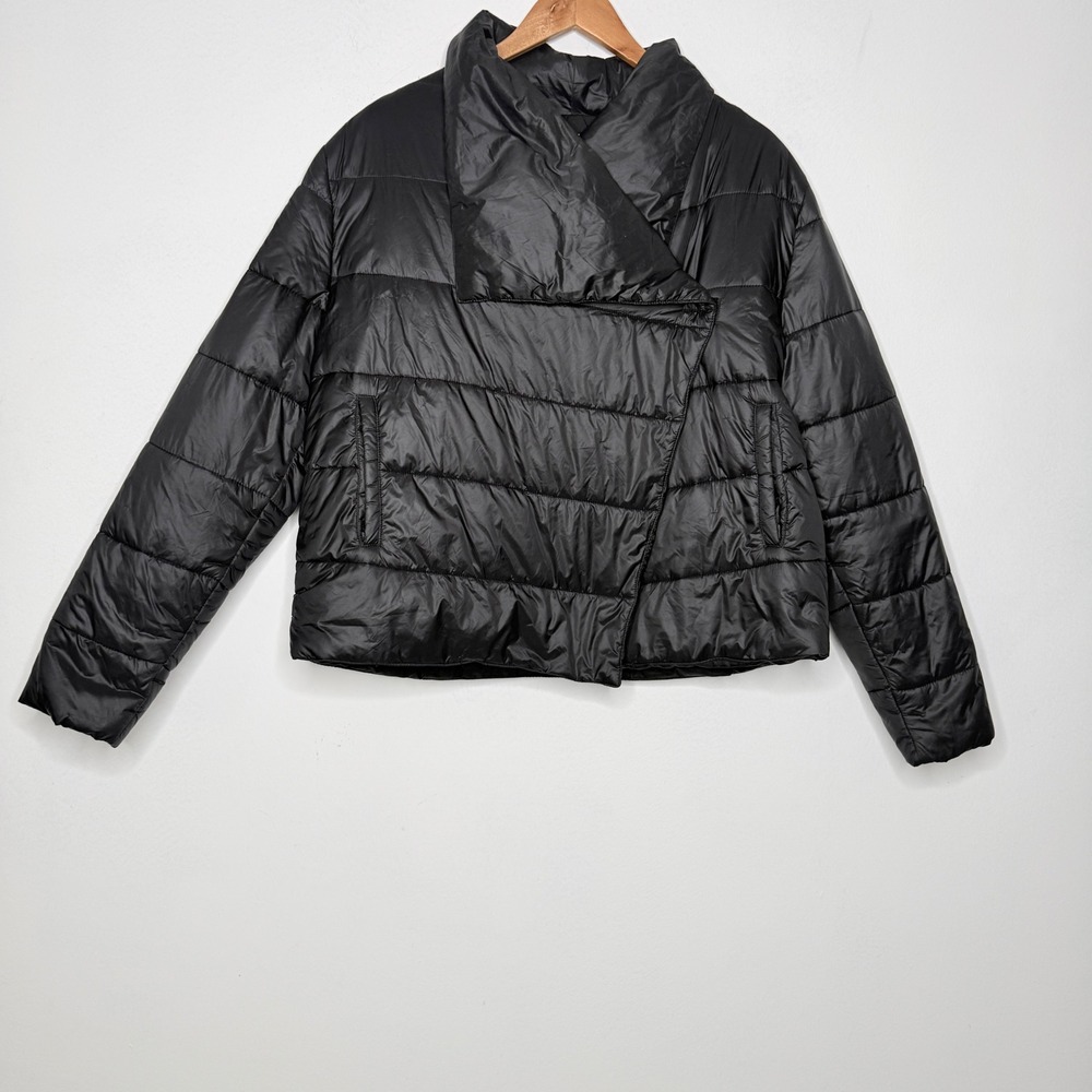 BB Dakota Women Large Black Asymmetrical Quilted Puffer Jacket Cropped Apres Ski